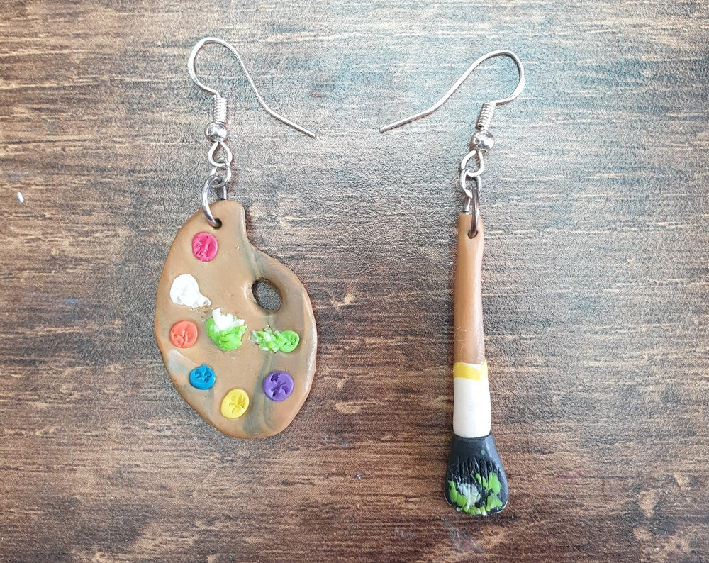 Palette & Paintbrush